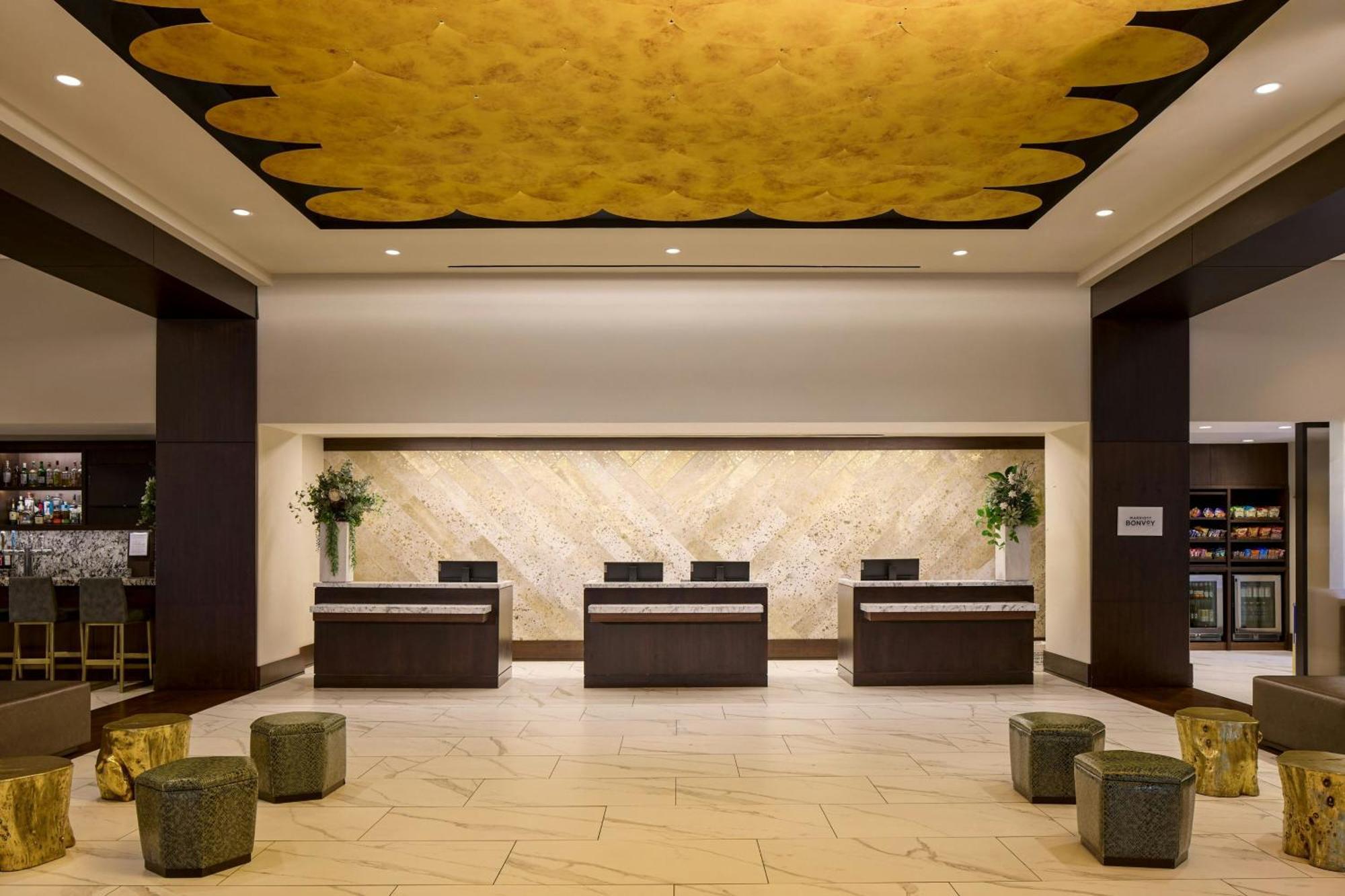 The Westin Galleria Houston Exterior photo
